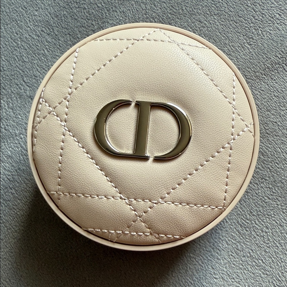 Dior Forever Cushion Powder